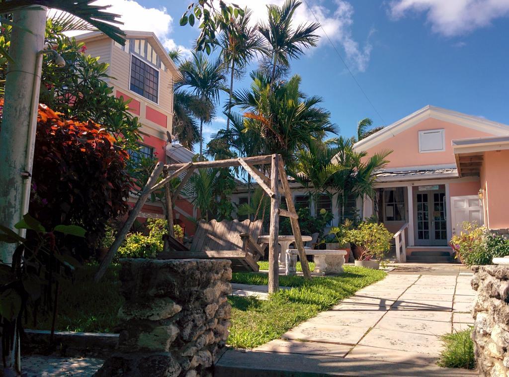 Orange Hill Beach Inn Nassau Eksteriør bilde